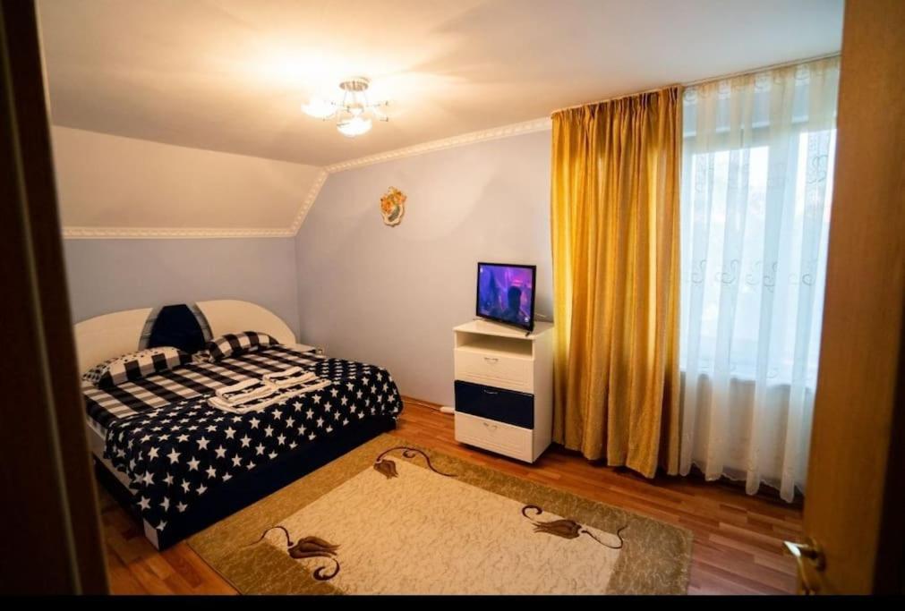 Casa Mona Oradea Exterior foto